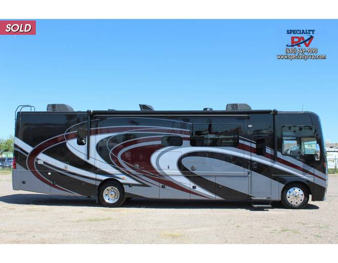 2018 Thor Challenger Ford F-53 37YT Class A at Specialty RVs of Arizona STOCK# A18564 Photo 4